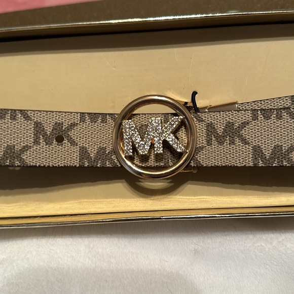 Tan Michael Kors belt - Picture 2 of 2